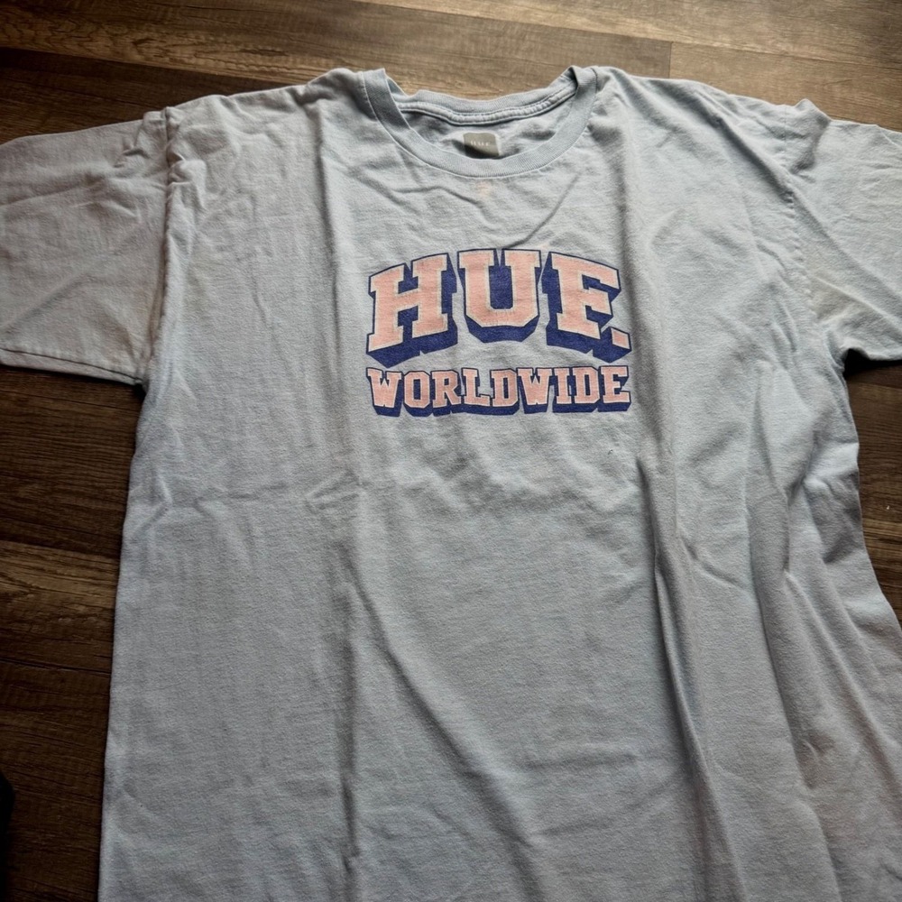 HUF Worldwide Mens Large Light Blue Graphic T-Shirt Short Sleeve Streetwear Tee